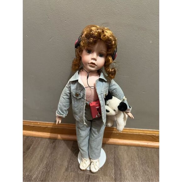 Vintage RCA Baby’s Dream Collection Porcelain Doll with Dog and Headphones 18” - Picture 1 of 13